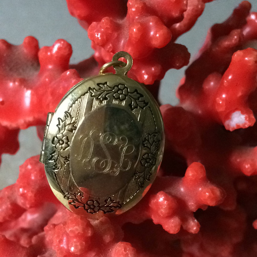 Locket Pendent
